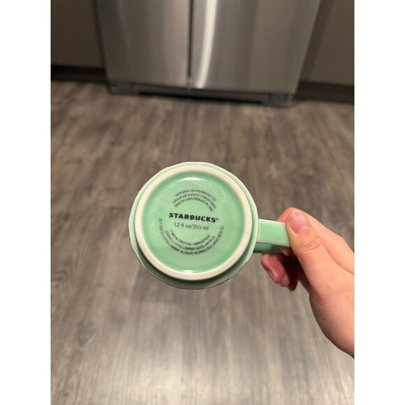 Starbucks Green Embossed Daisy Floral Coffee Mug Cup 12 Fl Oz - Picture 3 of 4